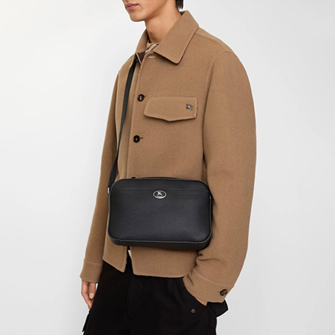 burberry ekd grained leather crossbody camera bag